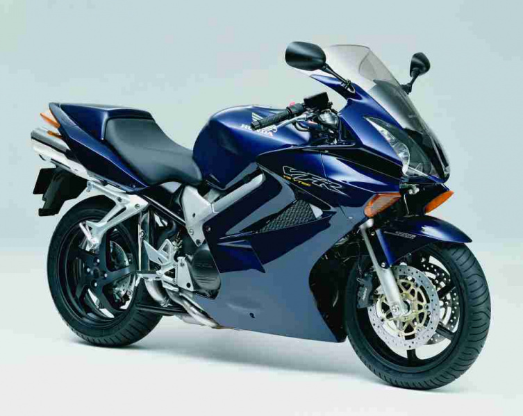 2017-2019本田VFR800F维修手册代号RC79插图1